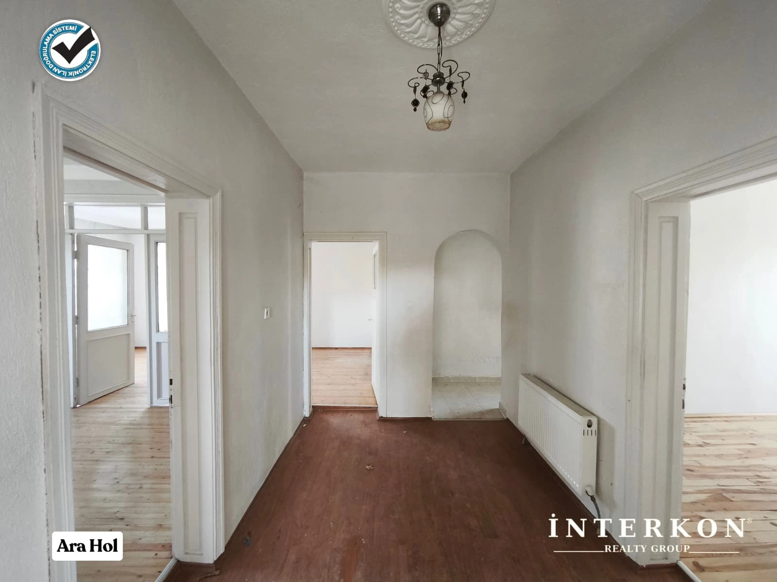 KONYA MERAM ÇOMAKLI MAHALLESİ SATILIK MÜSTAKİL 4+1 EV!